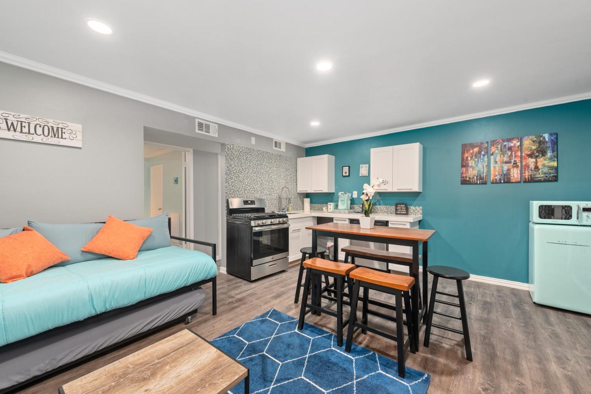 Tiffany Hip Montrose Apt Near Medcenter Uh & Nrg Houston Exterior photo